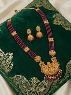 Twin Peacock Lakshmi Crystal Bead Long Haram Rani Haar Set with Jhumkas - Maroon Beads - photo 3